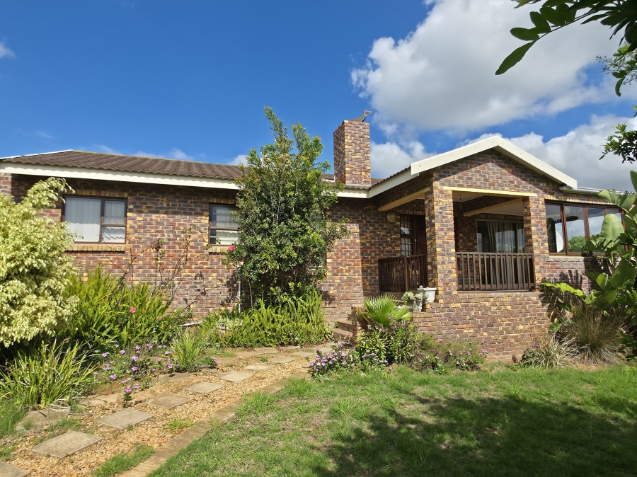 3 Bedroom Property for Sale in Wavecrest Eastern Cape